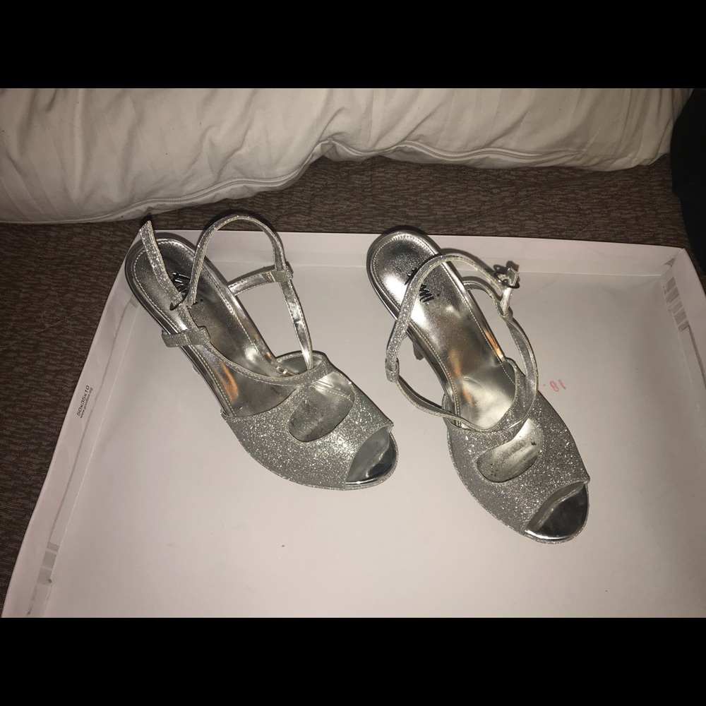 Womens silver sparkly heels